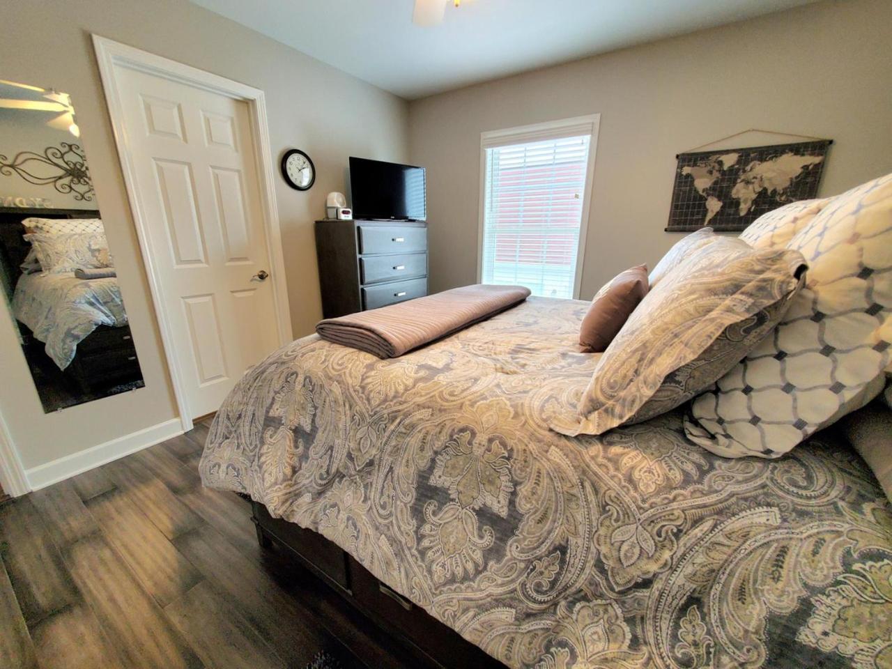 #1 Ranked Condo, W Pool, Gym, Gamer Room! ピジョンフォージ エクステリア 写真
